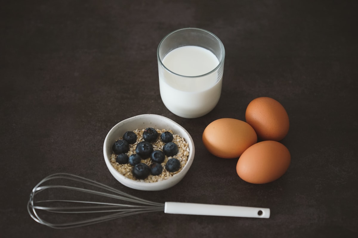 Bol de muesli aux fruits frais
